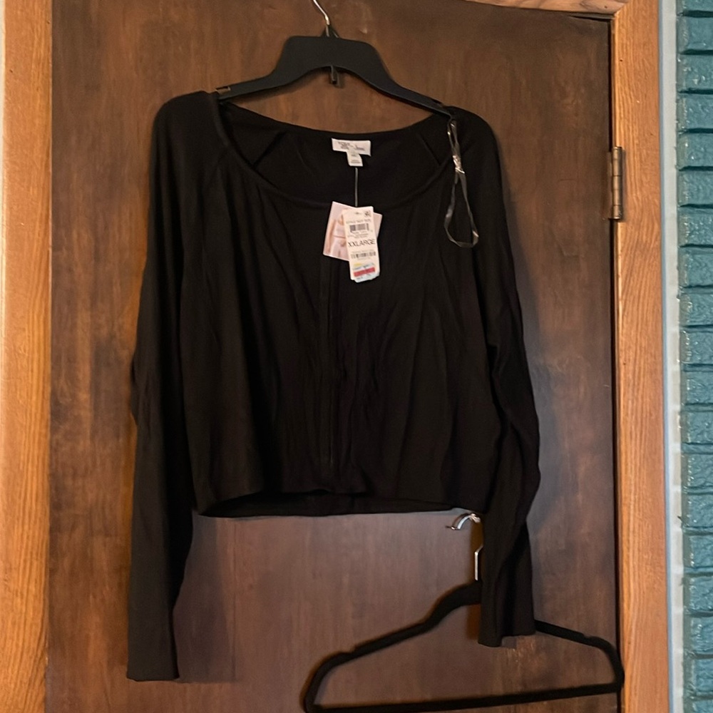 Woman's shirt